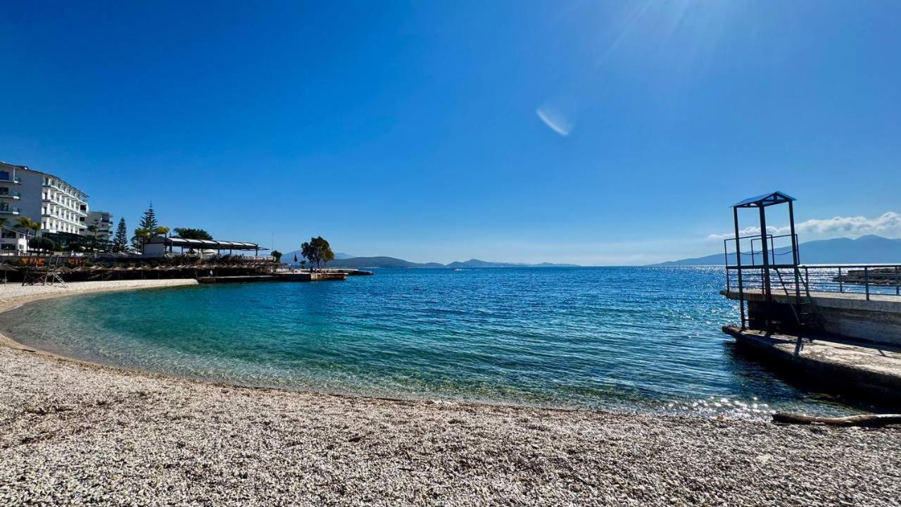 Agora Sea View Apartment Sarandë Buitenkant foto