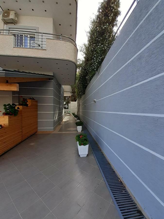 Agora Sea View Apartment Sarandë Buitenkant foto